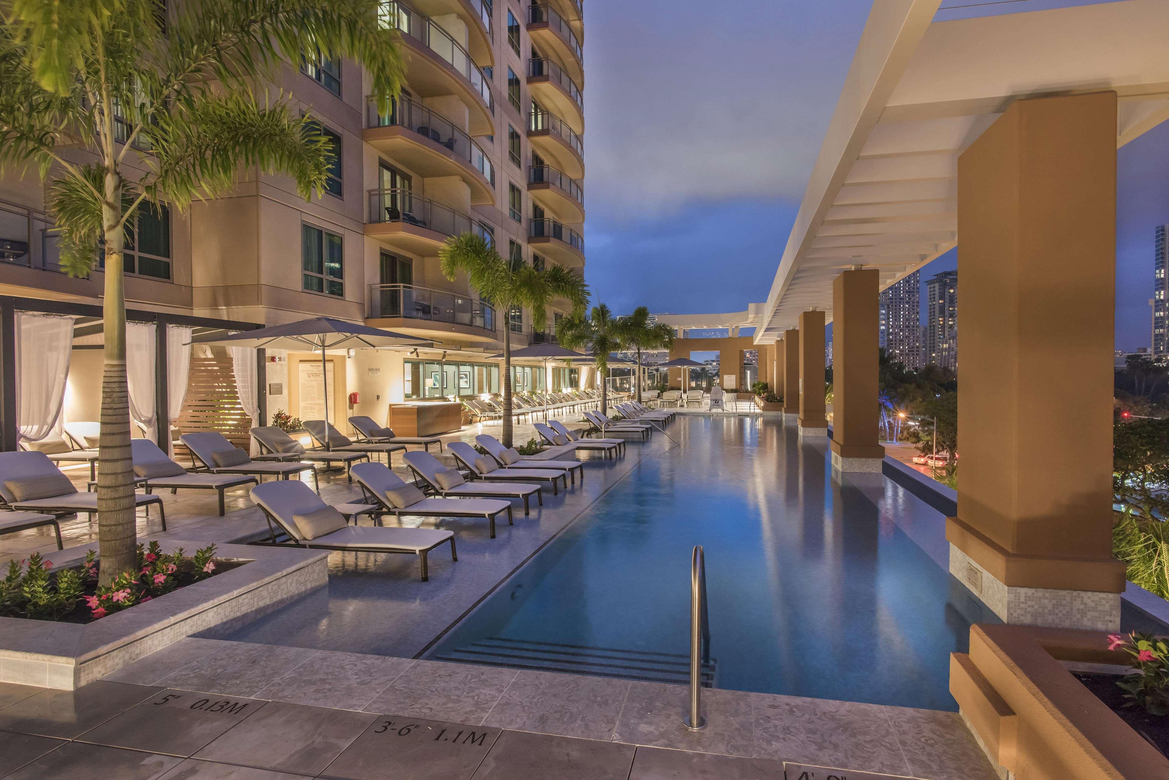 Hilton Grand Vacation Club The Grand Islander Waikiki Honolulu Hotel Екстериор снимка